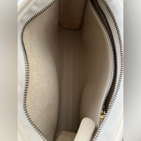 Vintage Coach Taylor Zip Crossbody - Picture 8 of 10